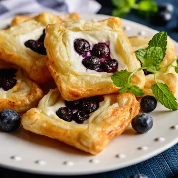 Blueberry Cream Cheese Pastry