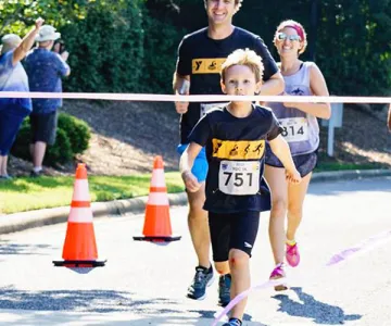 Kids at finish line YMCA Triathlon