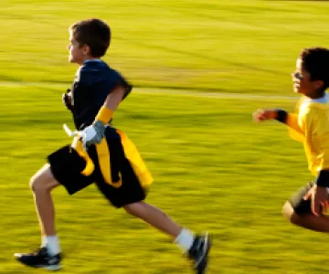 kids playing flag football